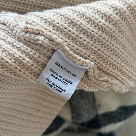 525 Varsity V Neck Cardigan - Picture 8 of 11